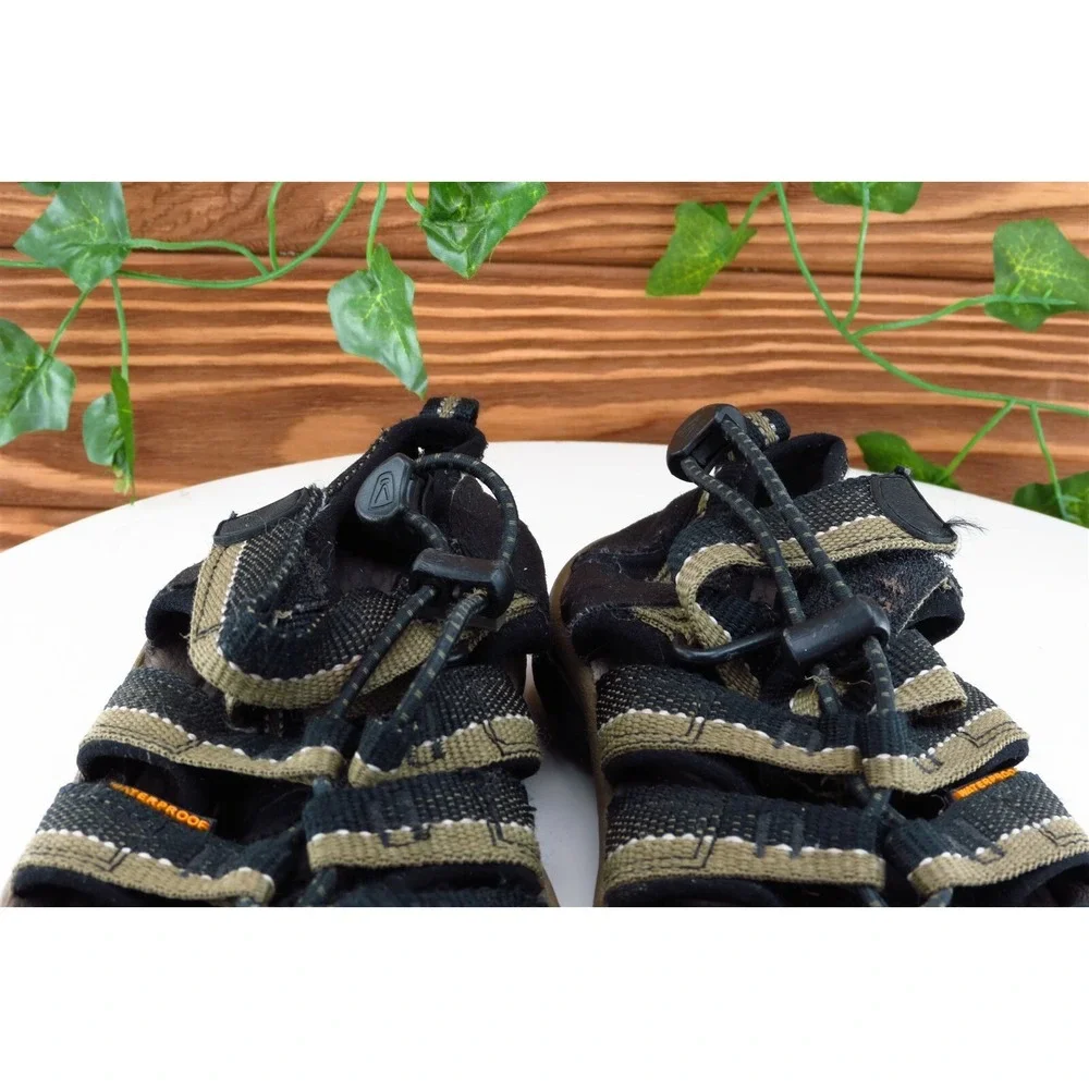 Keen welcome shoe